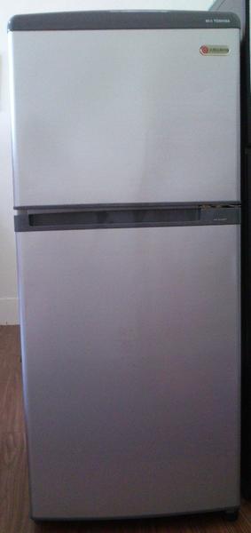 TOSHIBA 120L雙門小冰箱92年出廠[已賣出]